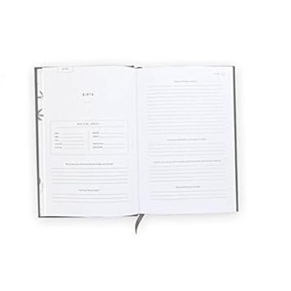 A Complete Childhood History: From Pregnancy to 18 Years Old Baby Book - Picture 3 of 7